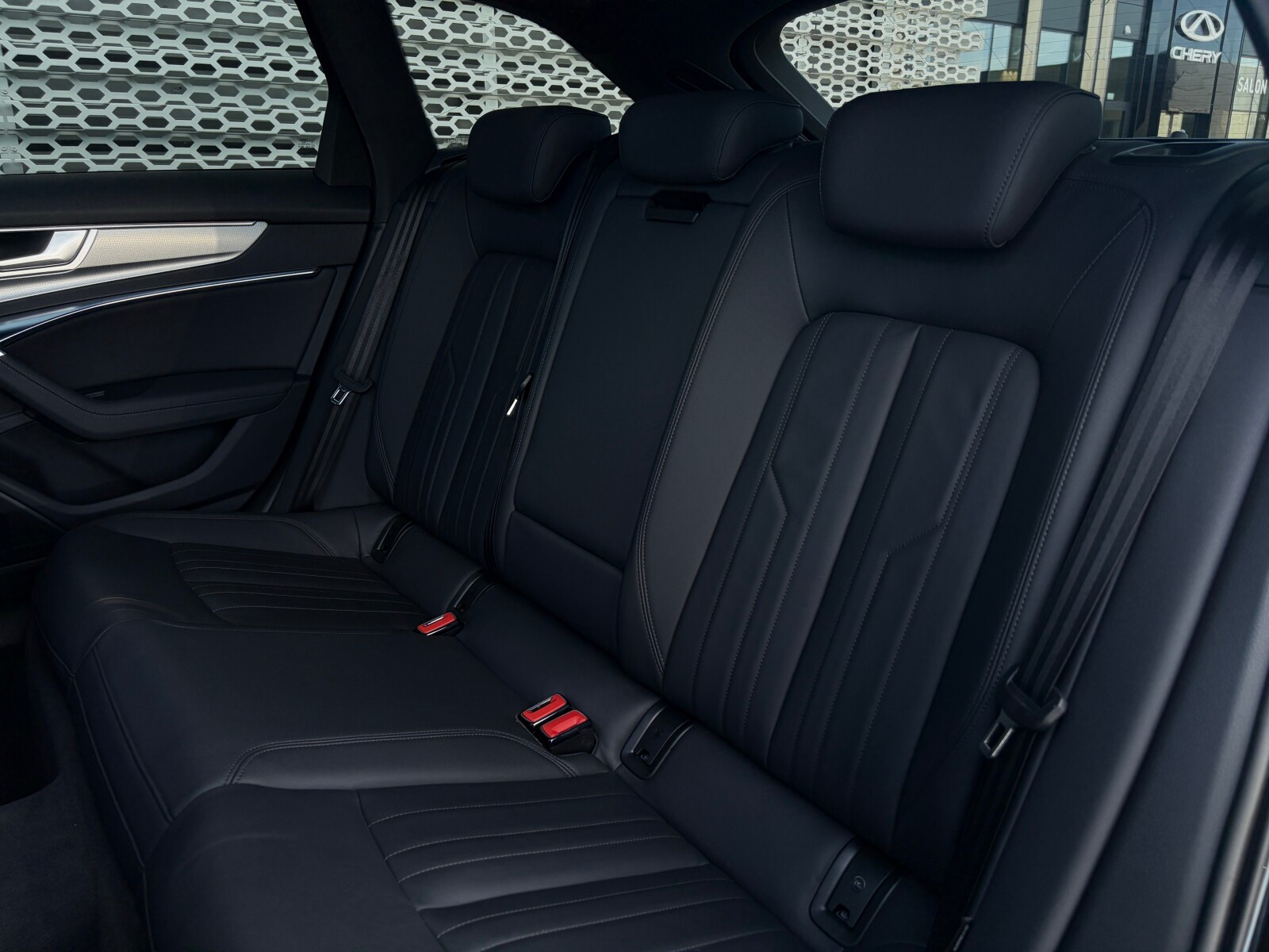 Audi A6 allroad - zdjęcie 25
