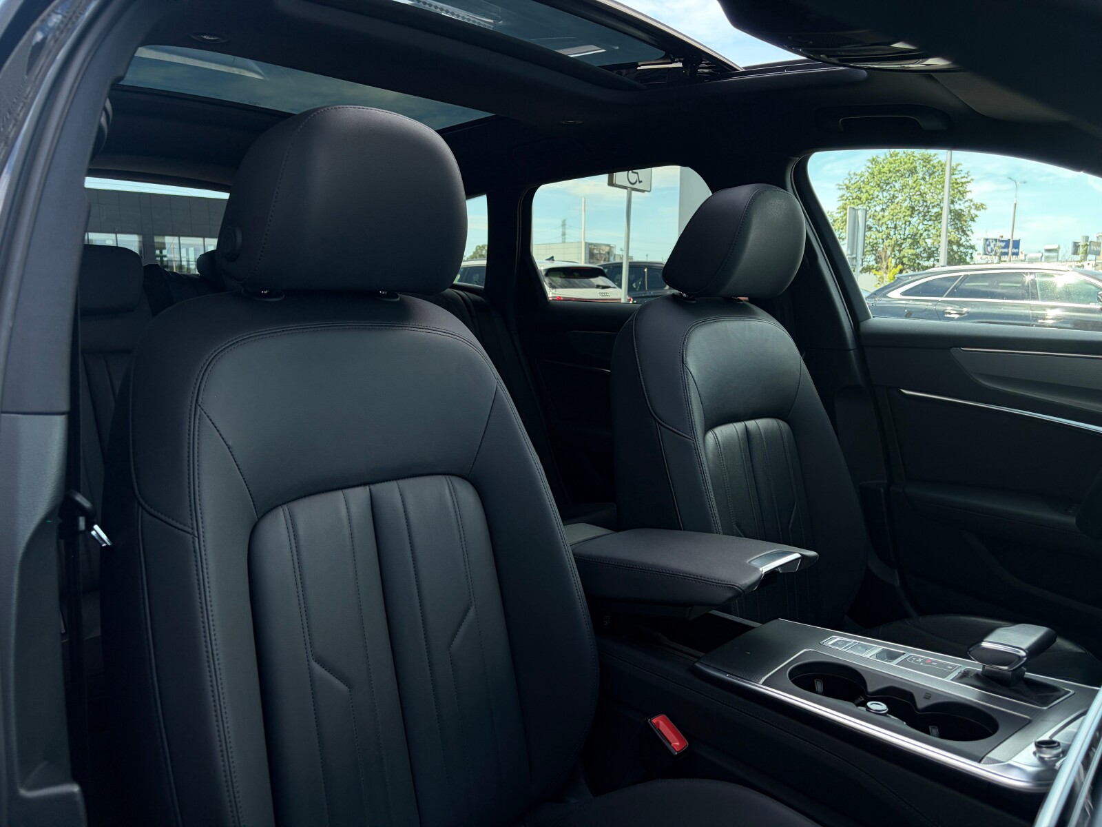 Audi A6 allroad - zdjęcie 22