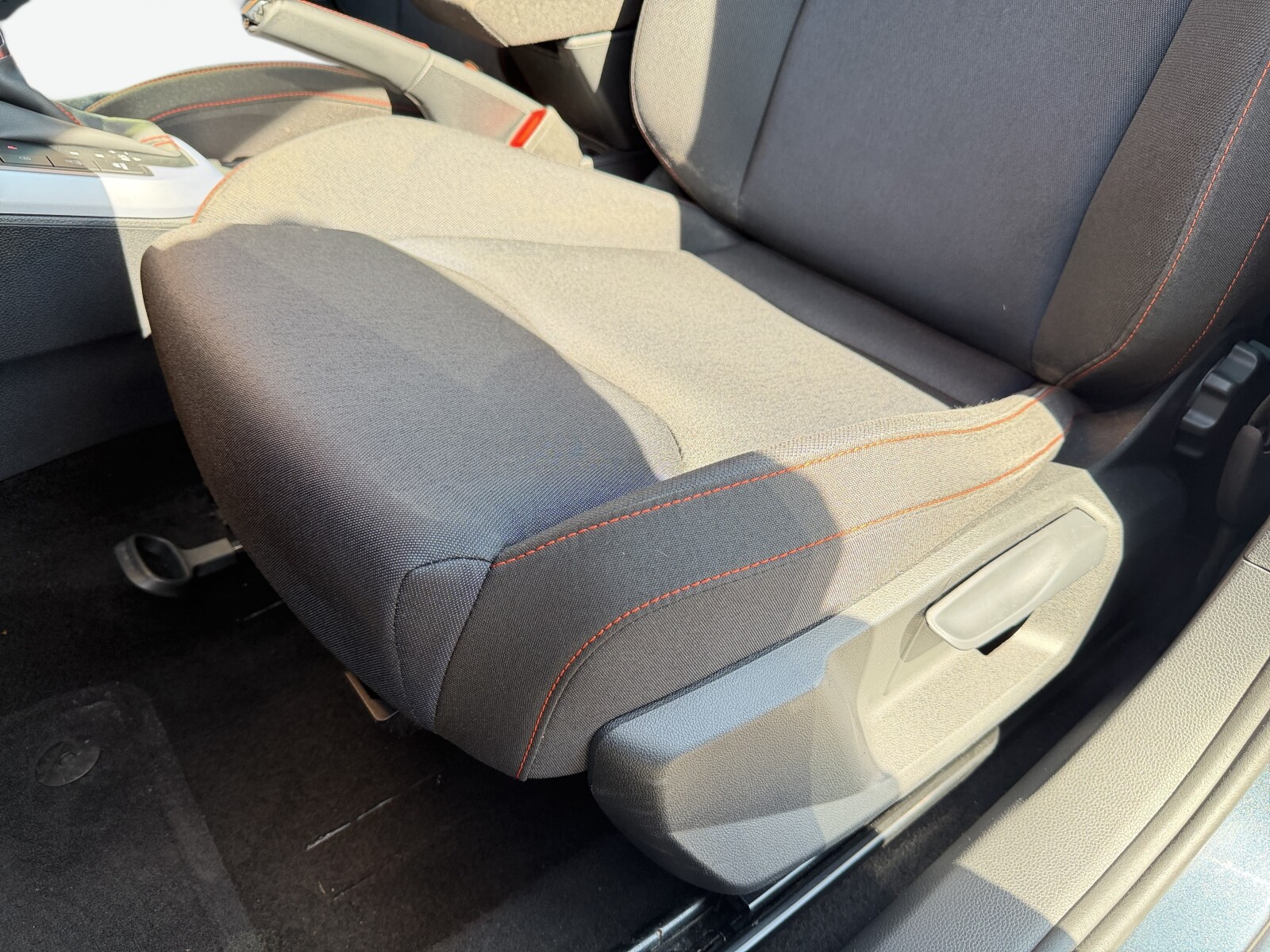 Seat Arona - zdjęcie 12