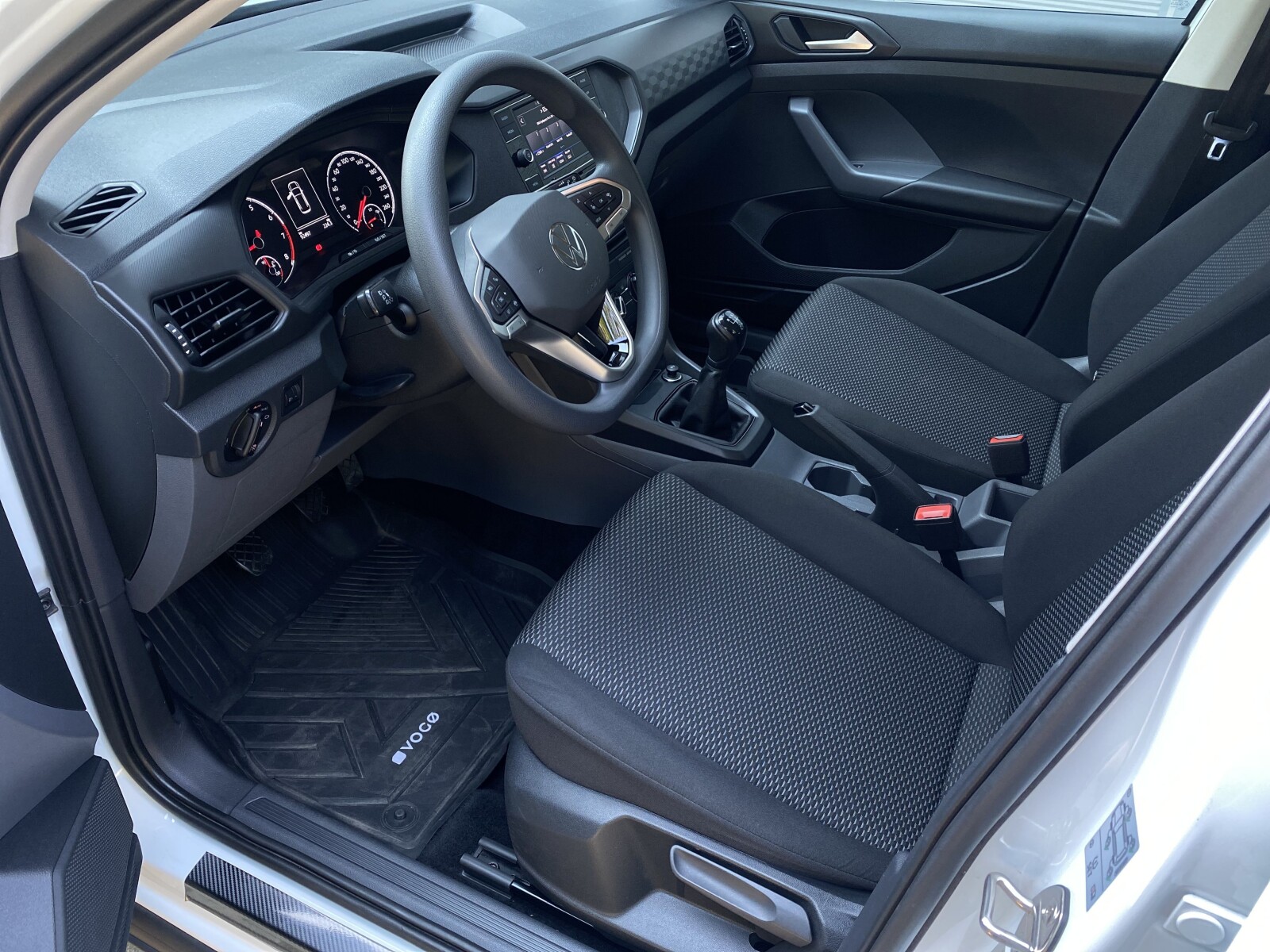 Volkswagen T-Cross - zdjęcie 10