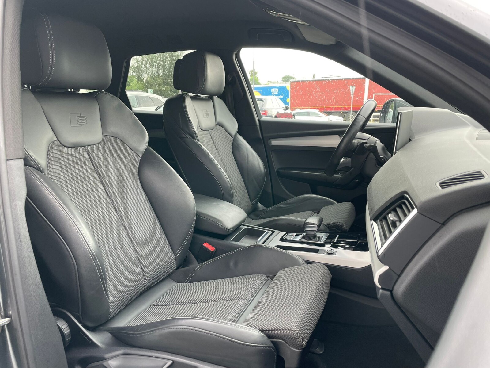 Audi Q5 - zdjęcie 22