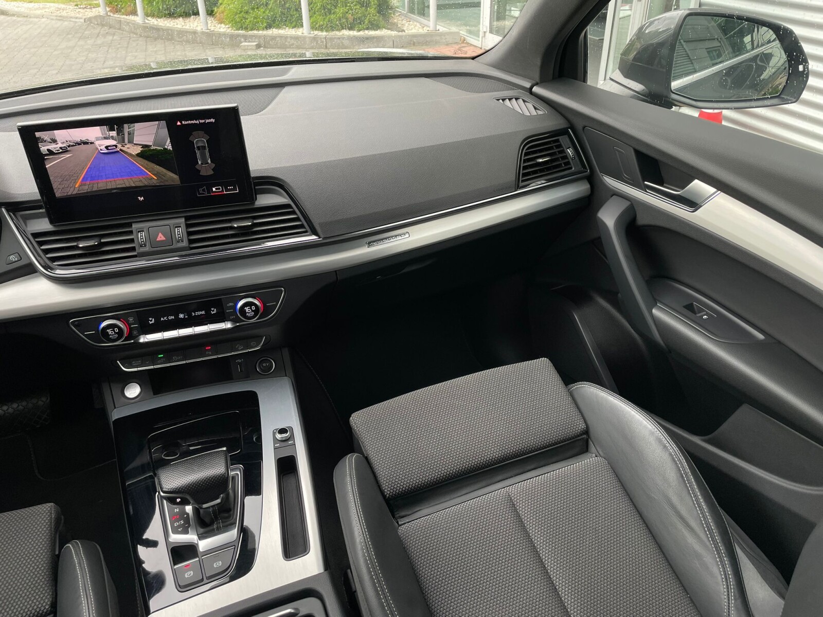 Audi Q5 - zdjęcie 16