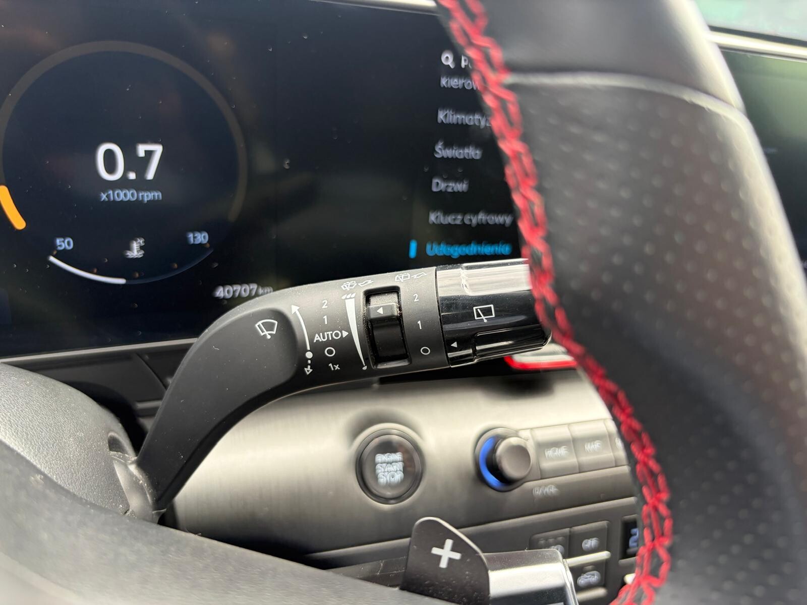 Hyundai Kona - zdjęcie 14