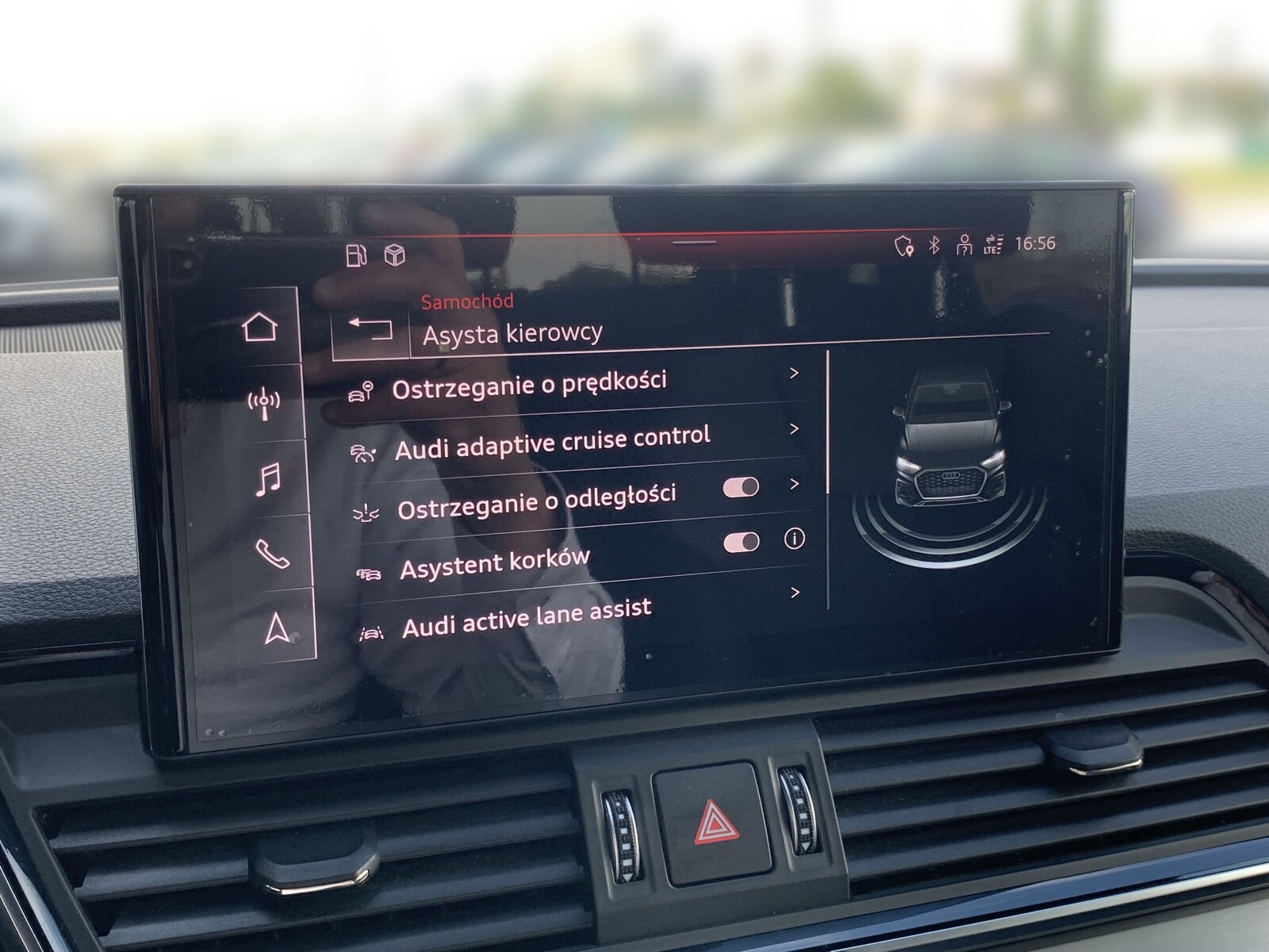 Audi Q5 Sportback - zdjęcie 37