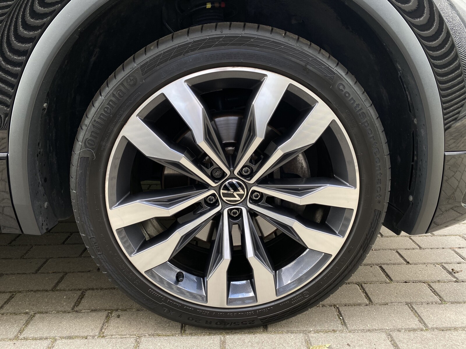 Volkswagen Tiguan Allspace - zdjęcie 40