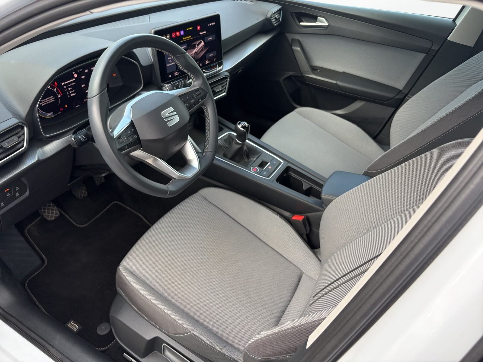 Seat Leon - zdjęcie 9