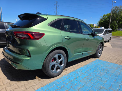 Ford Kuga FWD FHEV ST-Line X