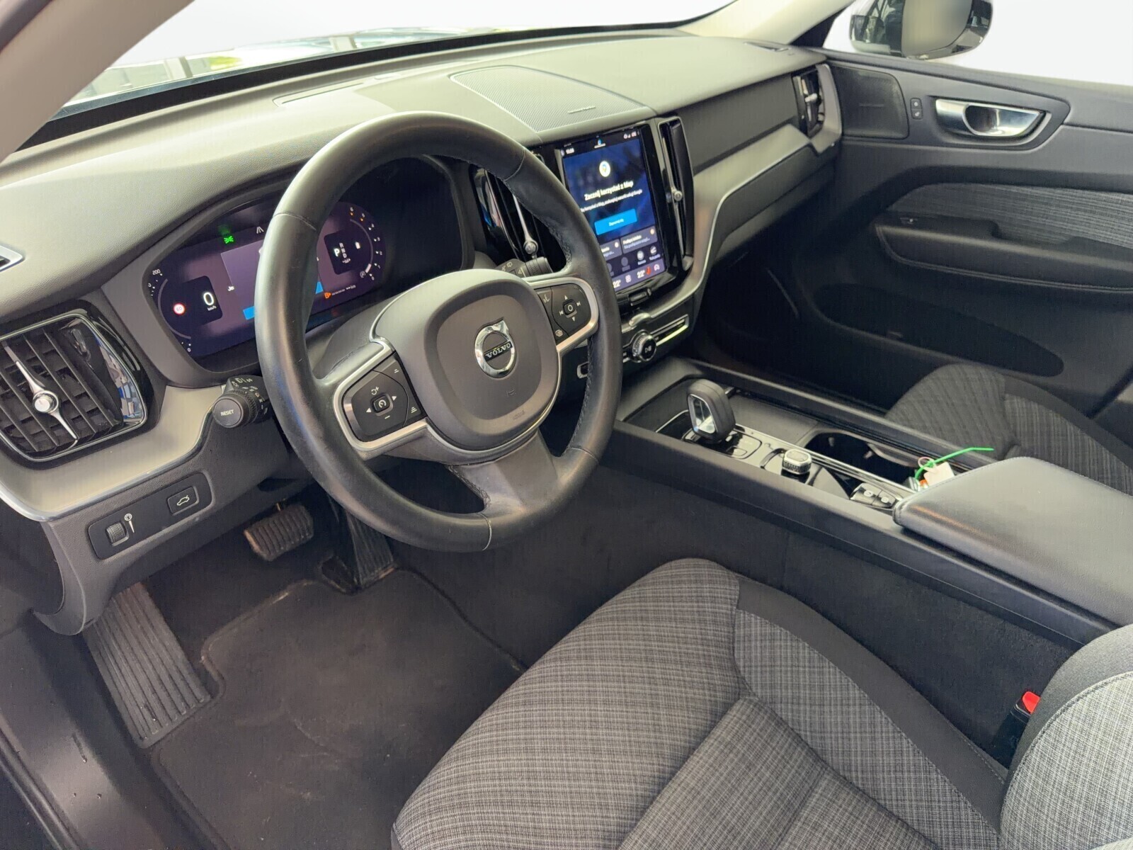 Volvo XC 60 - zdjęcie 9