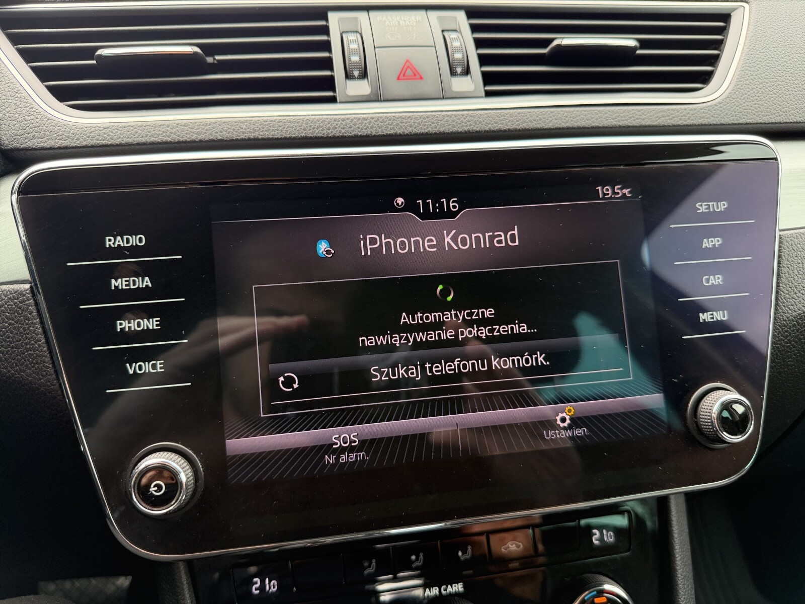 Škoda Superb Combi - zdjęcie 25
