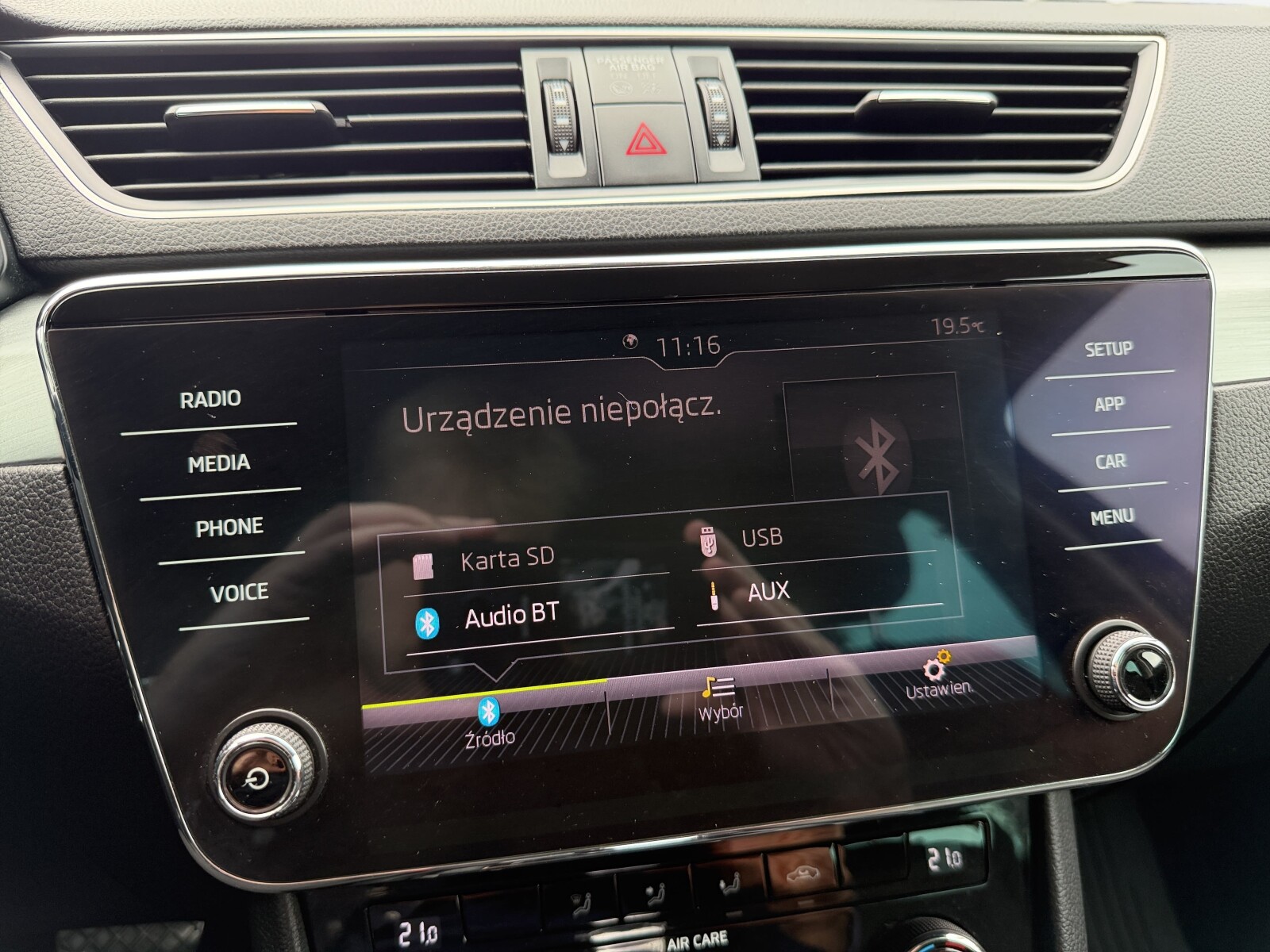 Škoda Superb Combi - zdjęcie 24