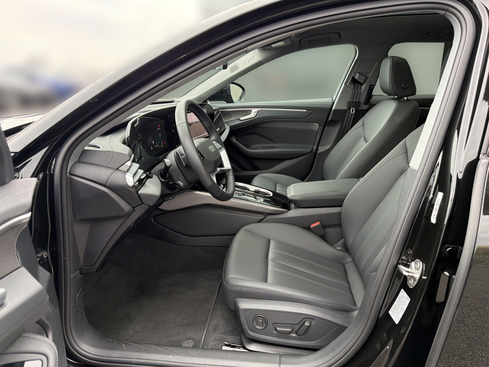 Audi A6 Avant - zdjęcie 13