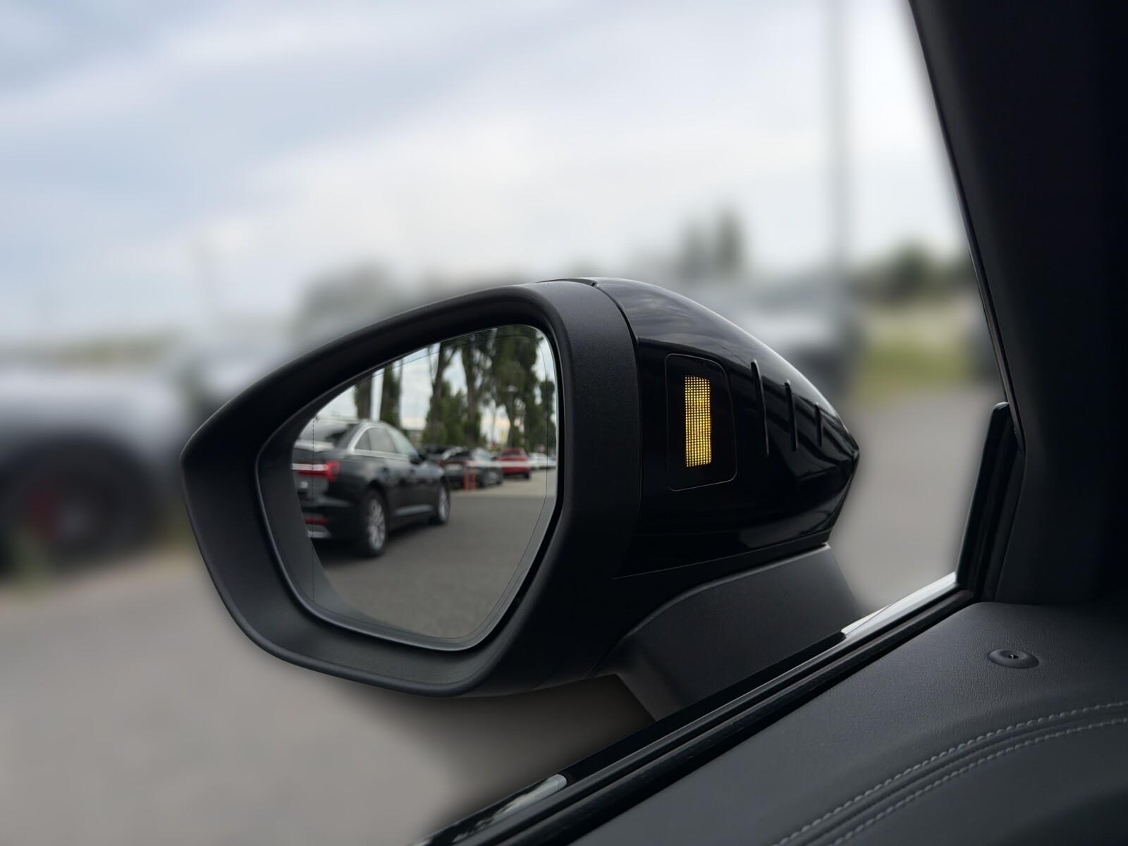 Audi A6 Avant - zdjęcie 37