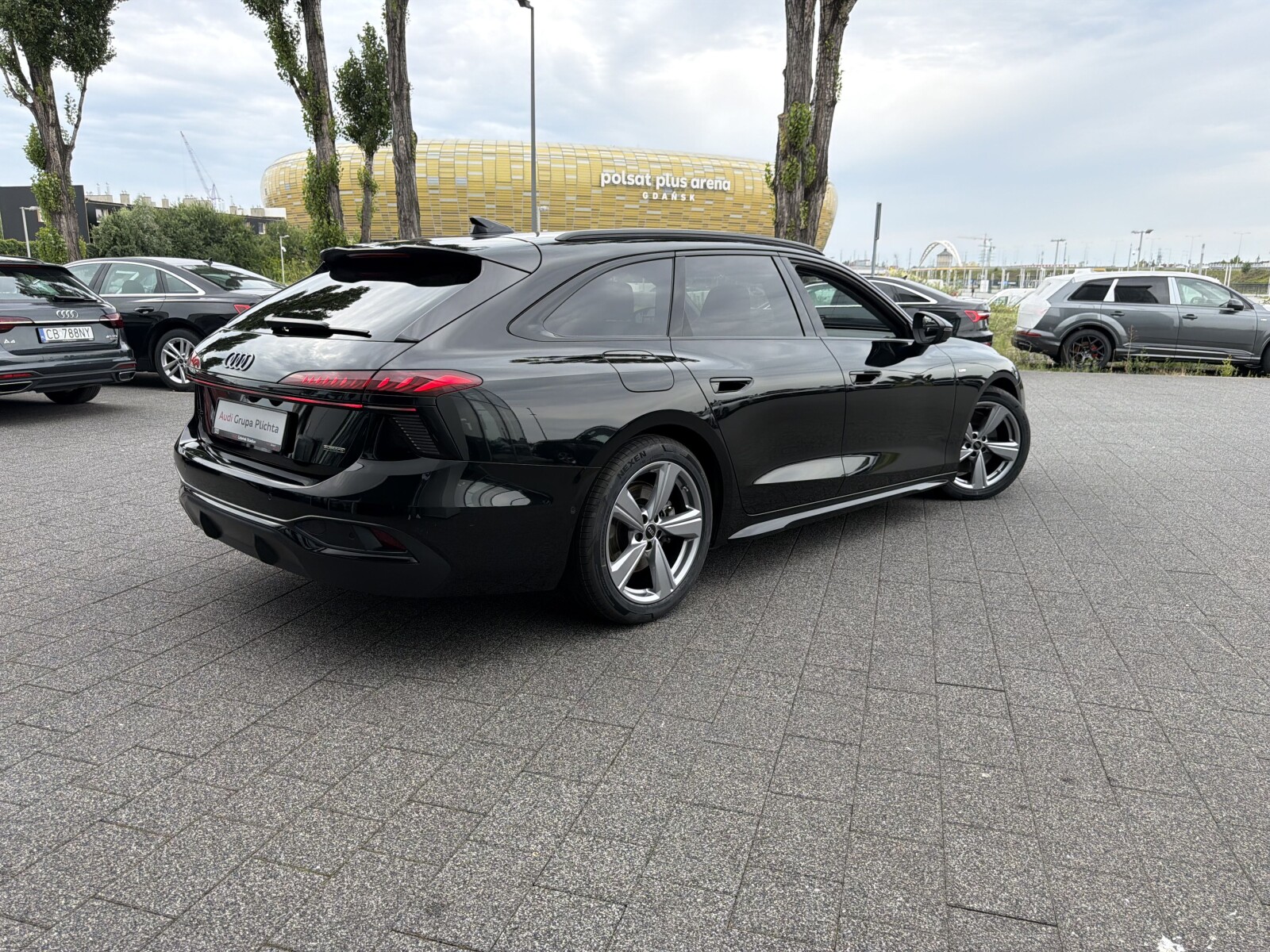 Audi A6 Avant - zdjęcie 10