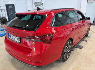 Škoda Octavia Combi - zdjęcie 4