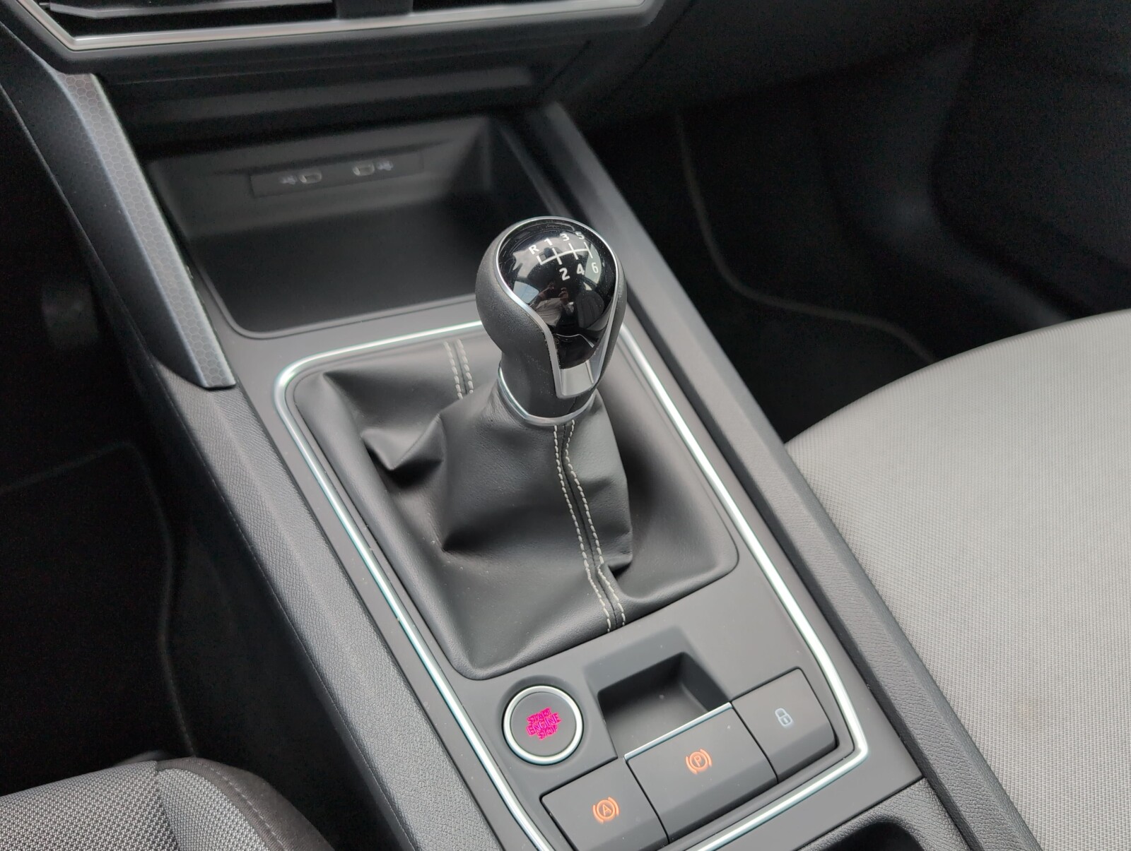 Seat Leon - zdjęcie 35