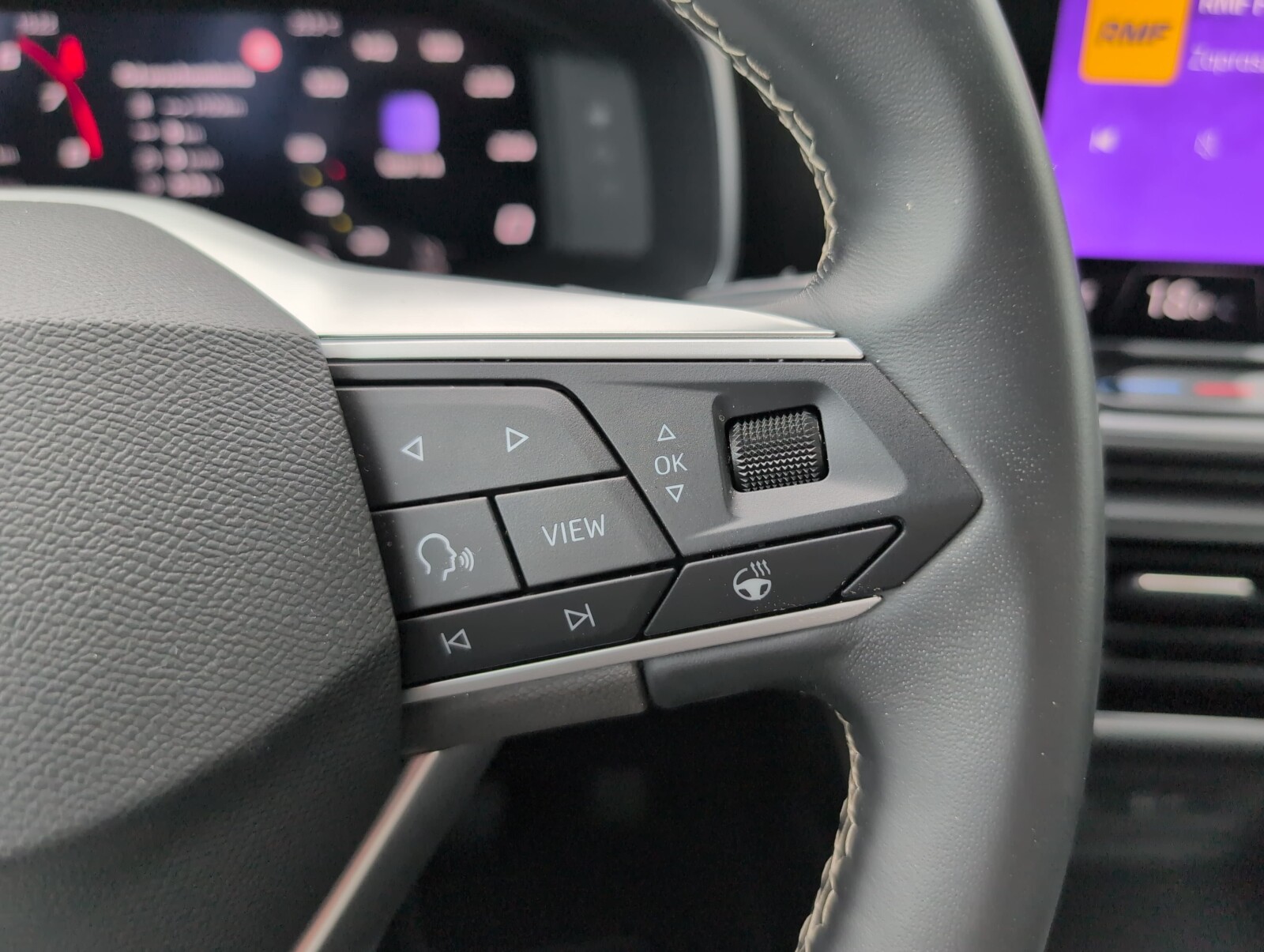 Seat Leon - zdjęcie 22