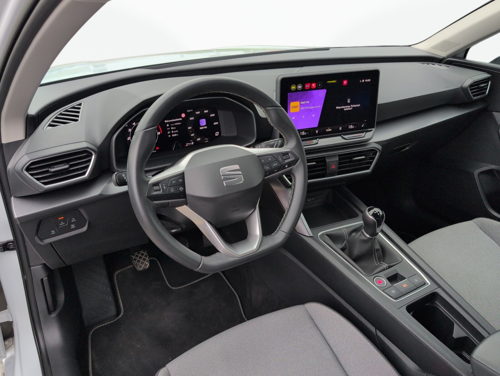 Seat Leon - zdjęcie 17