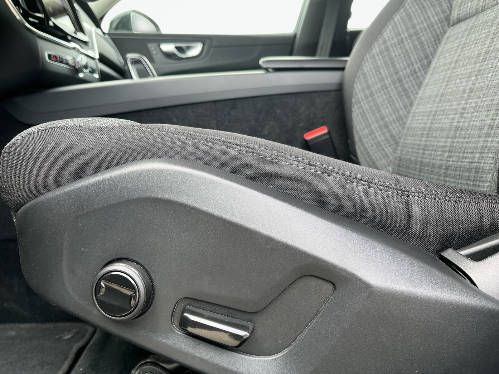 Volvo XC 60 - zdjęcie 11