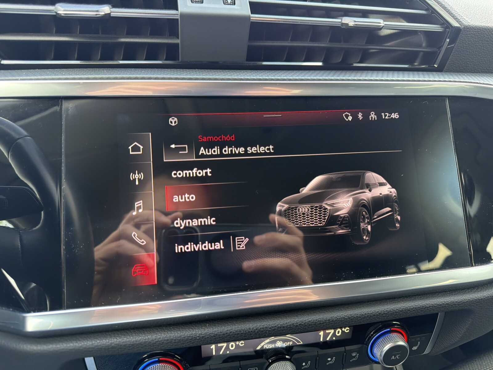 Audi Q3 Sportback - zdjęcie 31