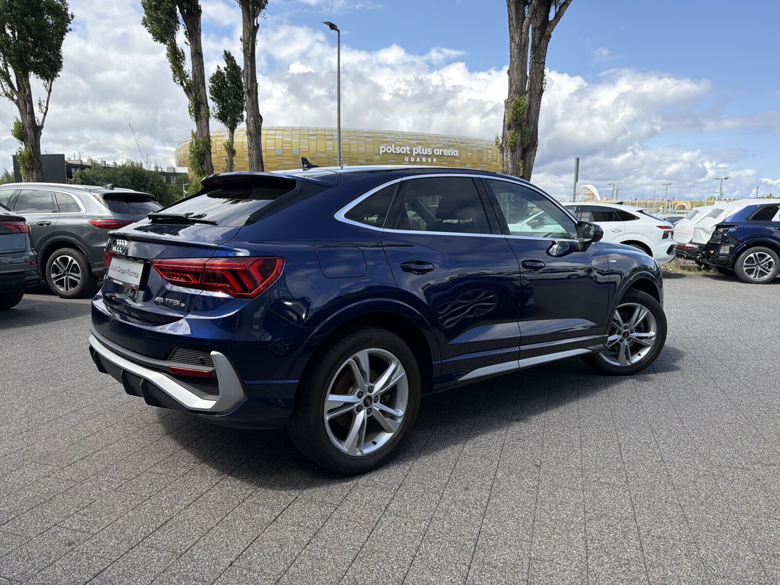 Audi Q3 Sportback - zdjęcie 10
