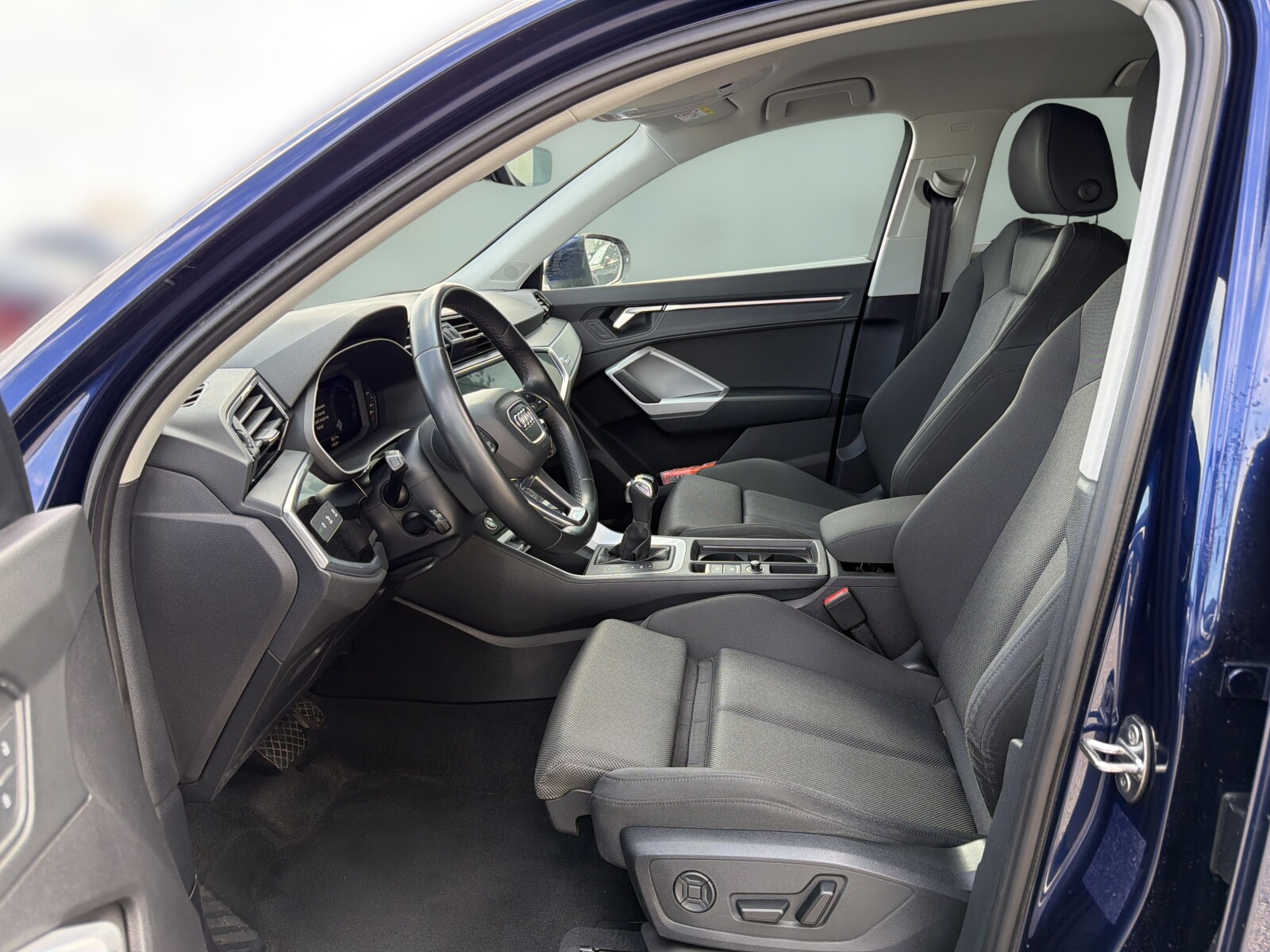 Audi Q3 Sportback - zdjęcie 13