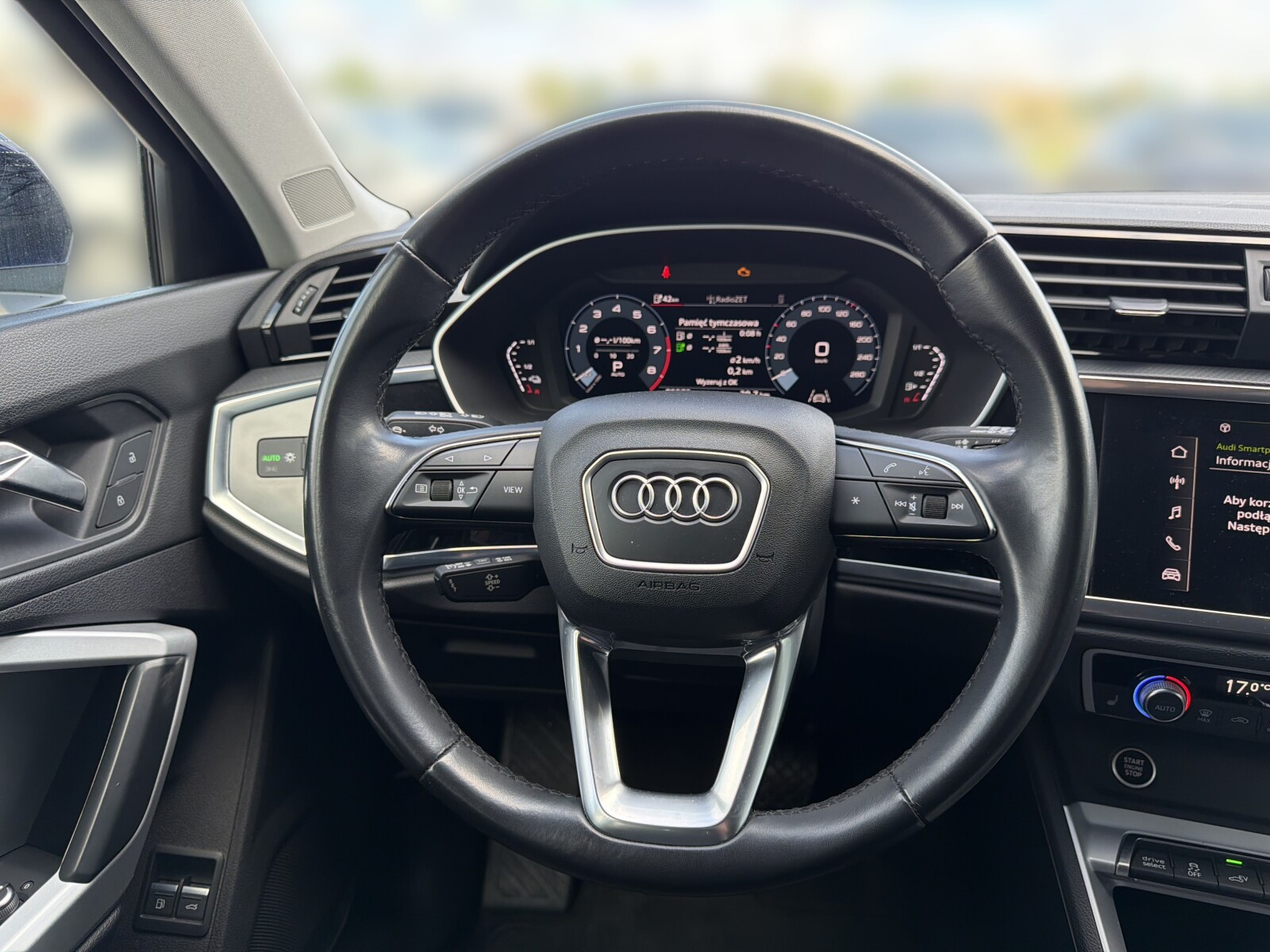 Audi Q3 Sportback - zdjęcie 22