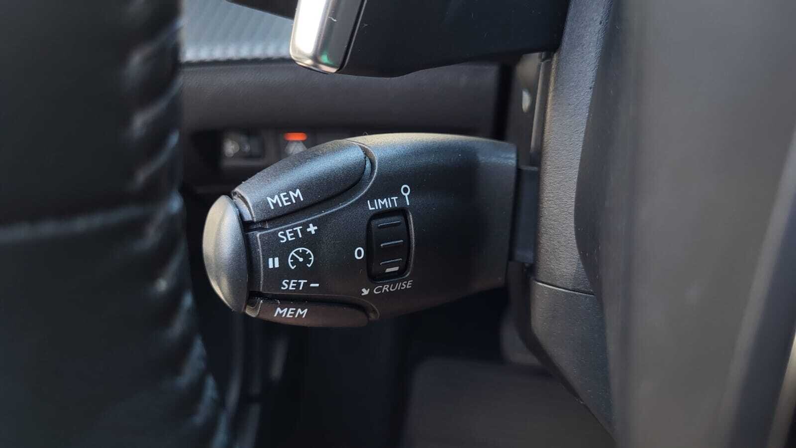 Peugeot 2008 - zdjęcie 20
