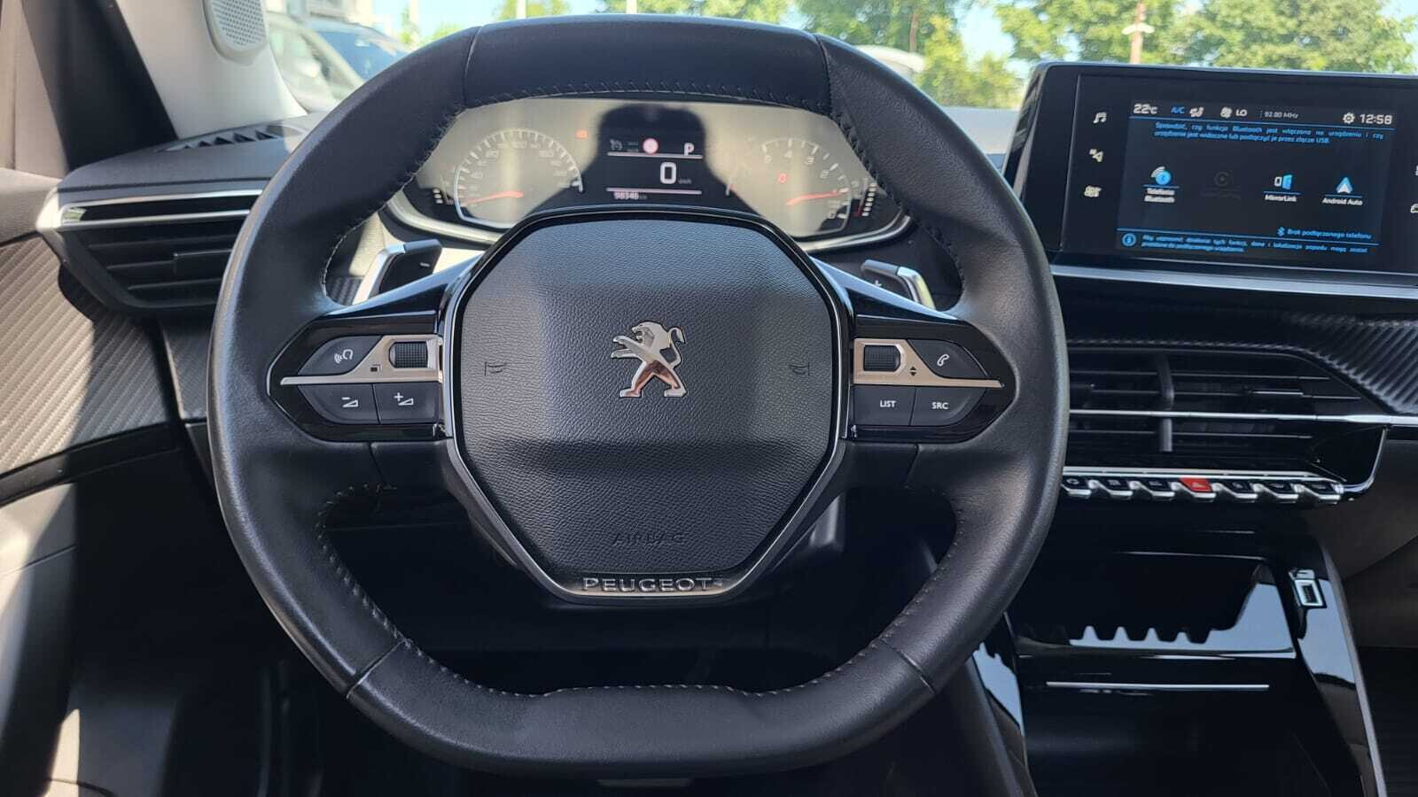 Peugeot 2008 - zdjęcie 17