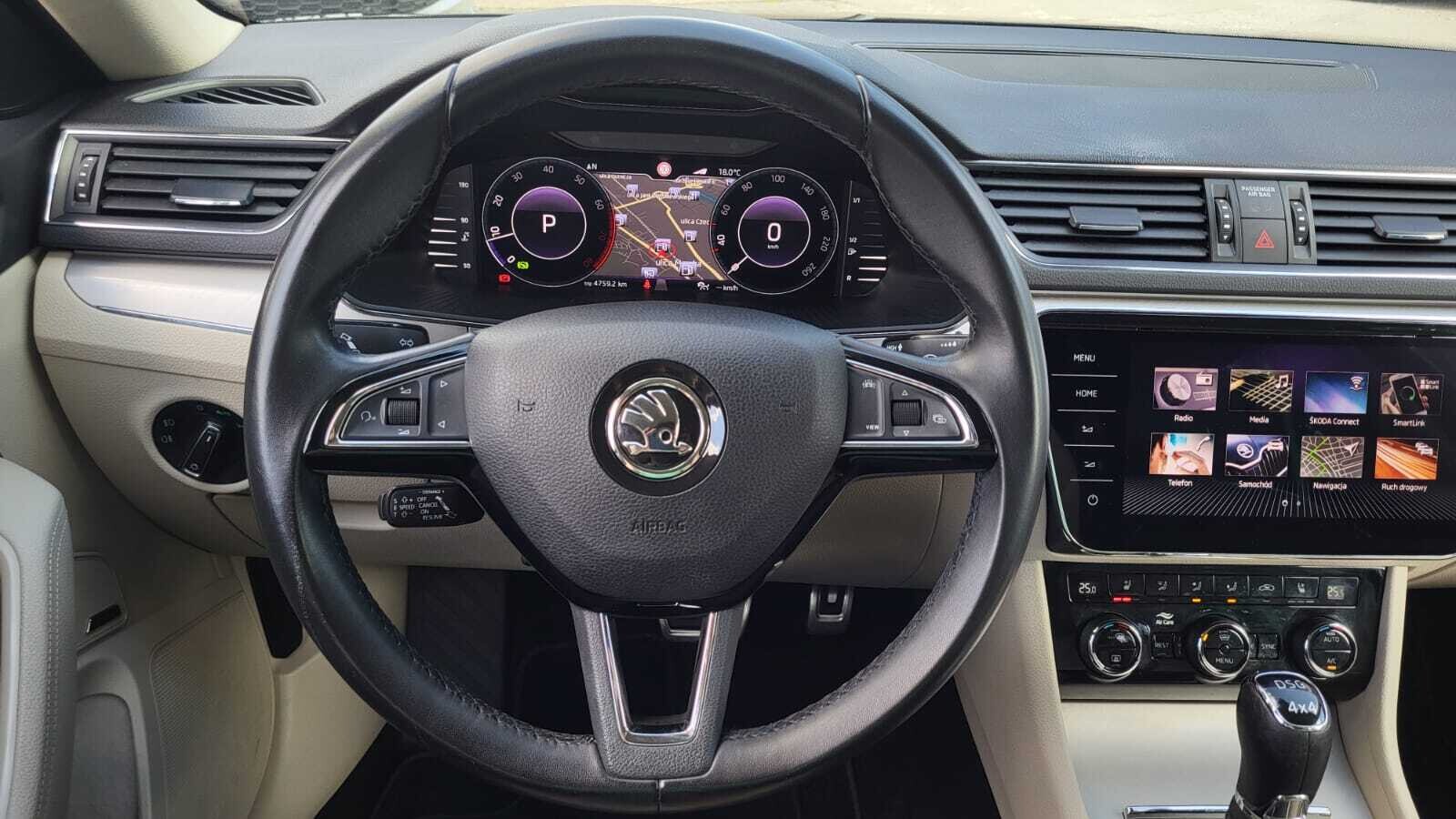 Škoda Superb Combi - zdjęcie 21
