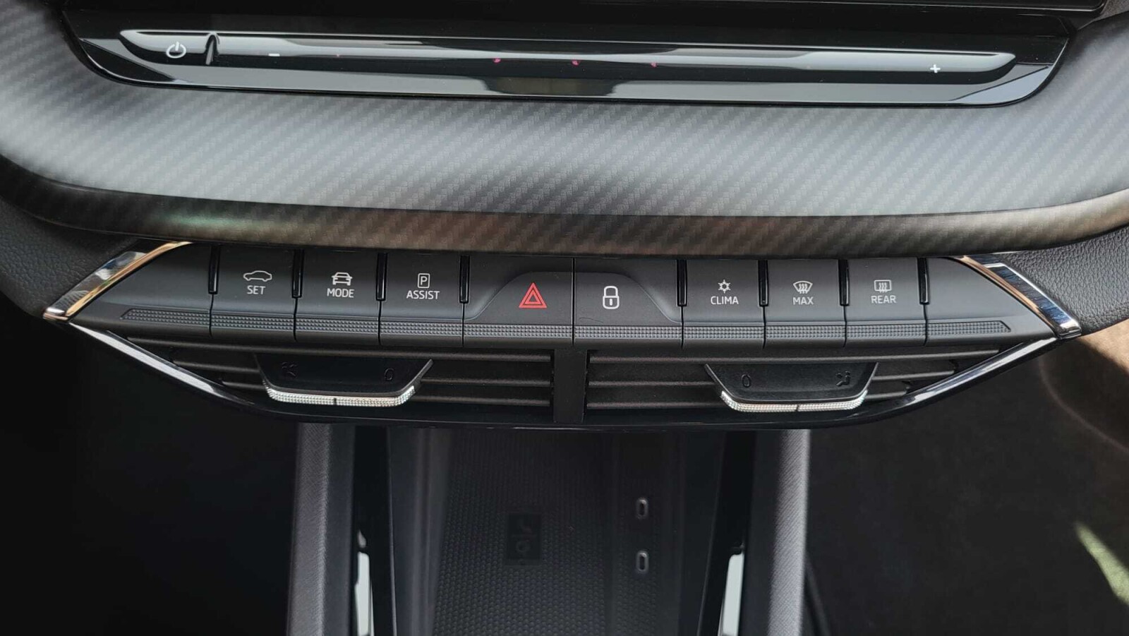 Škoda Octavia Combi - zdjęcie 23