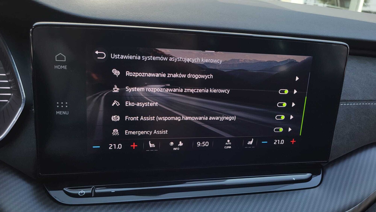 Škoda Octavia Combi - zdjęcie 32