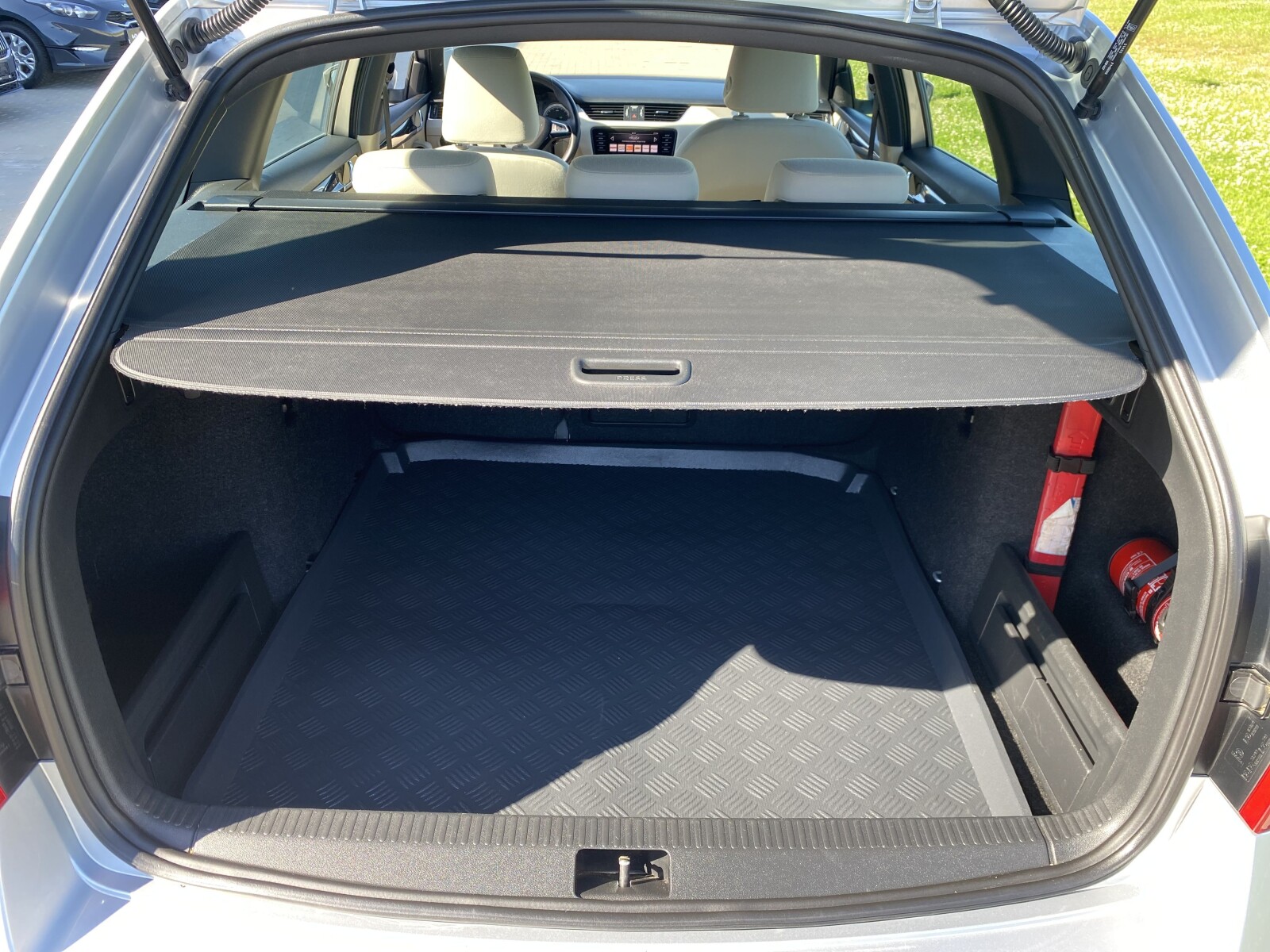 Škoda Octavia Combi - zdjęcie 12