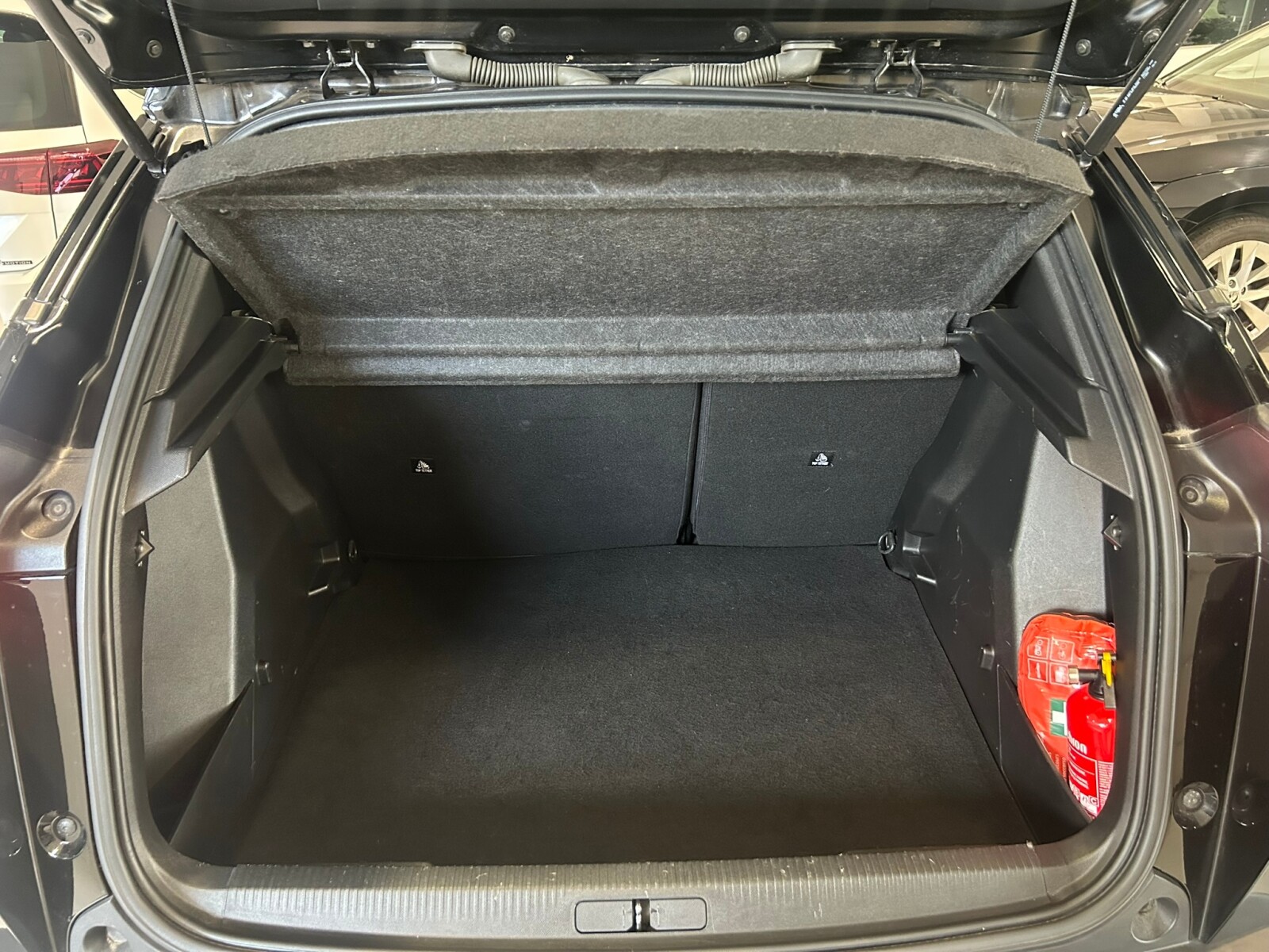 Peugeot 2008 - zdjęcie 13