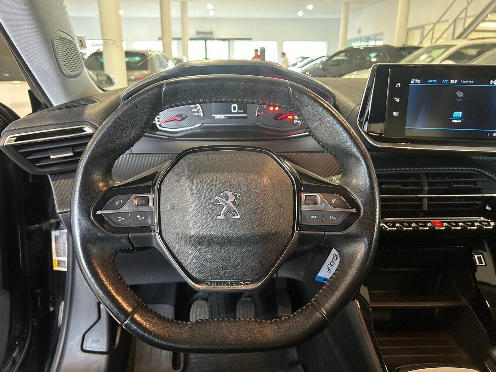 Peugeot 2008 - zdjęcie 14
