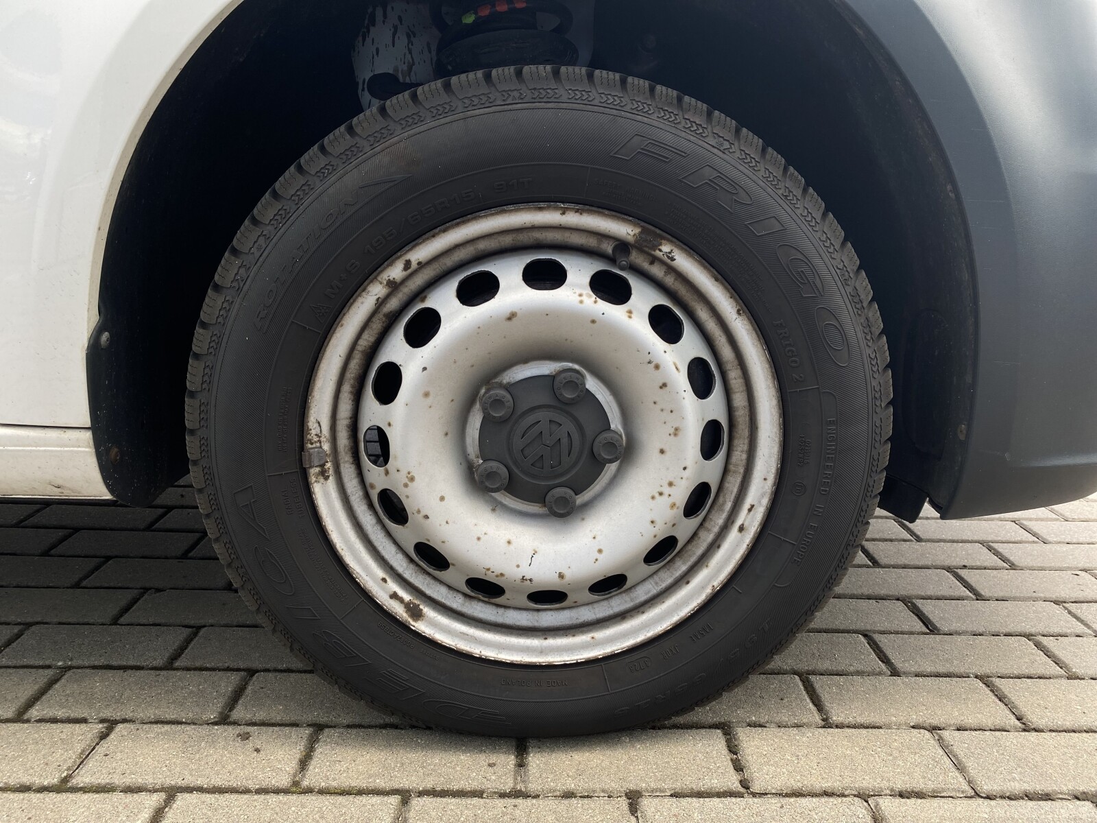Volkswagen Caddy - zdjęcie 21