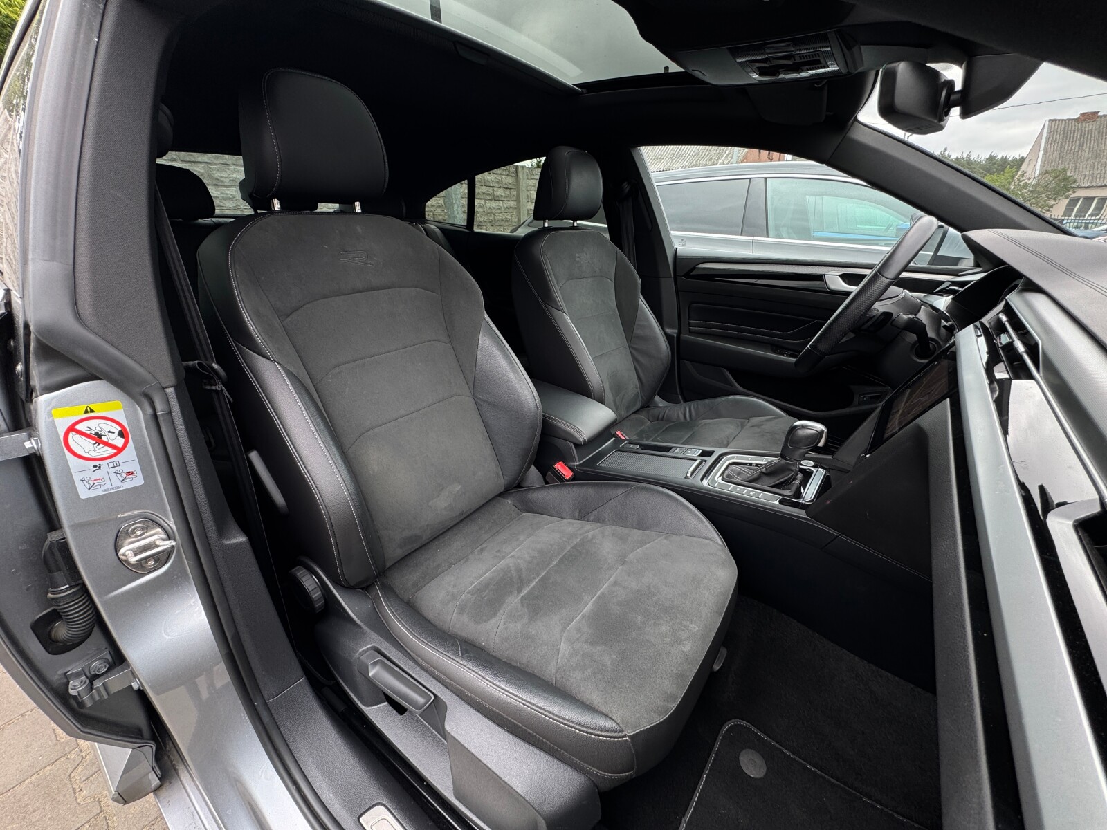 Volkswagen Arteon - zdjęcie 21