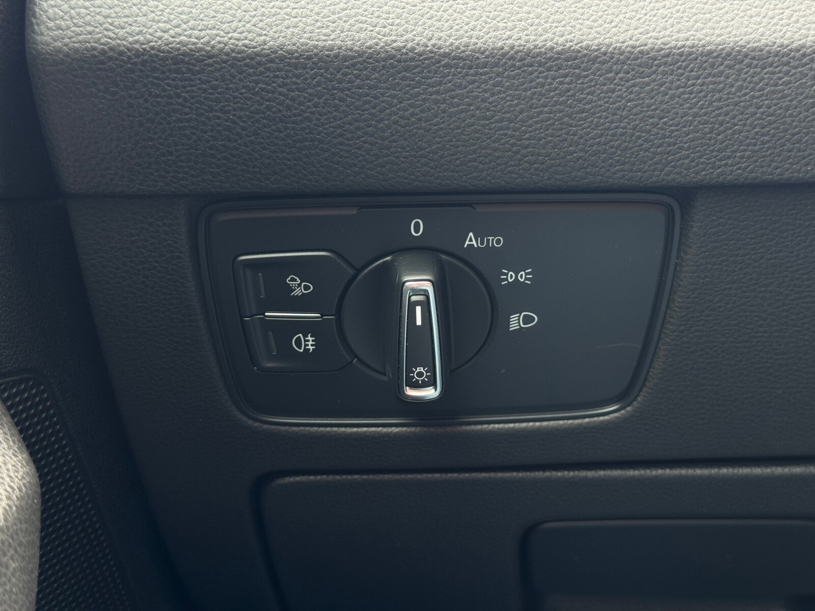 Volkswagen Arteon - zdjęcie 38