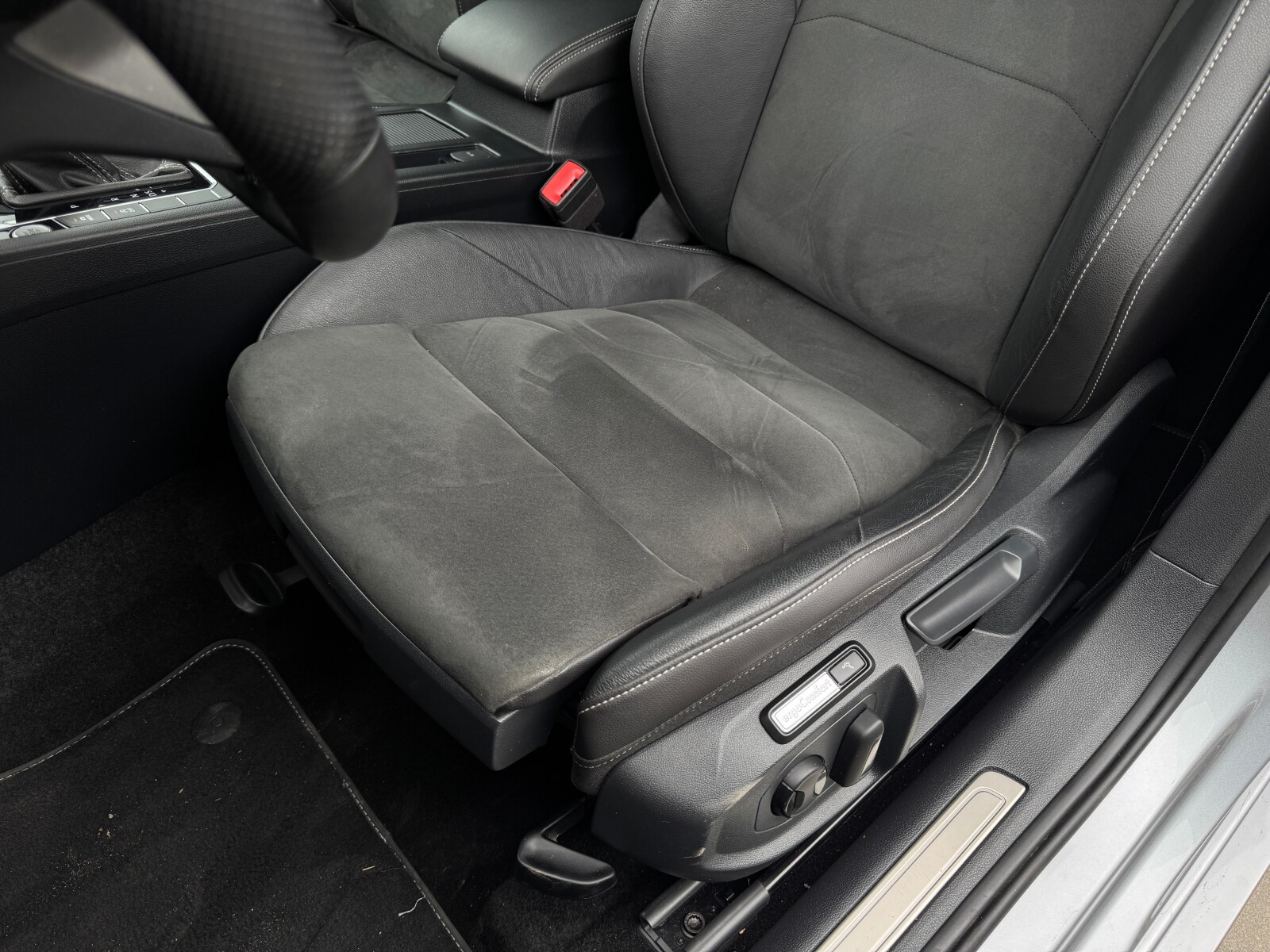 Volkswagen Arteon - zdjęcie 11