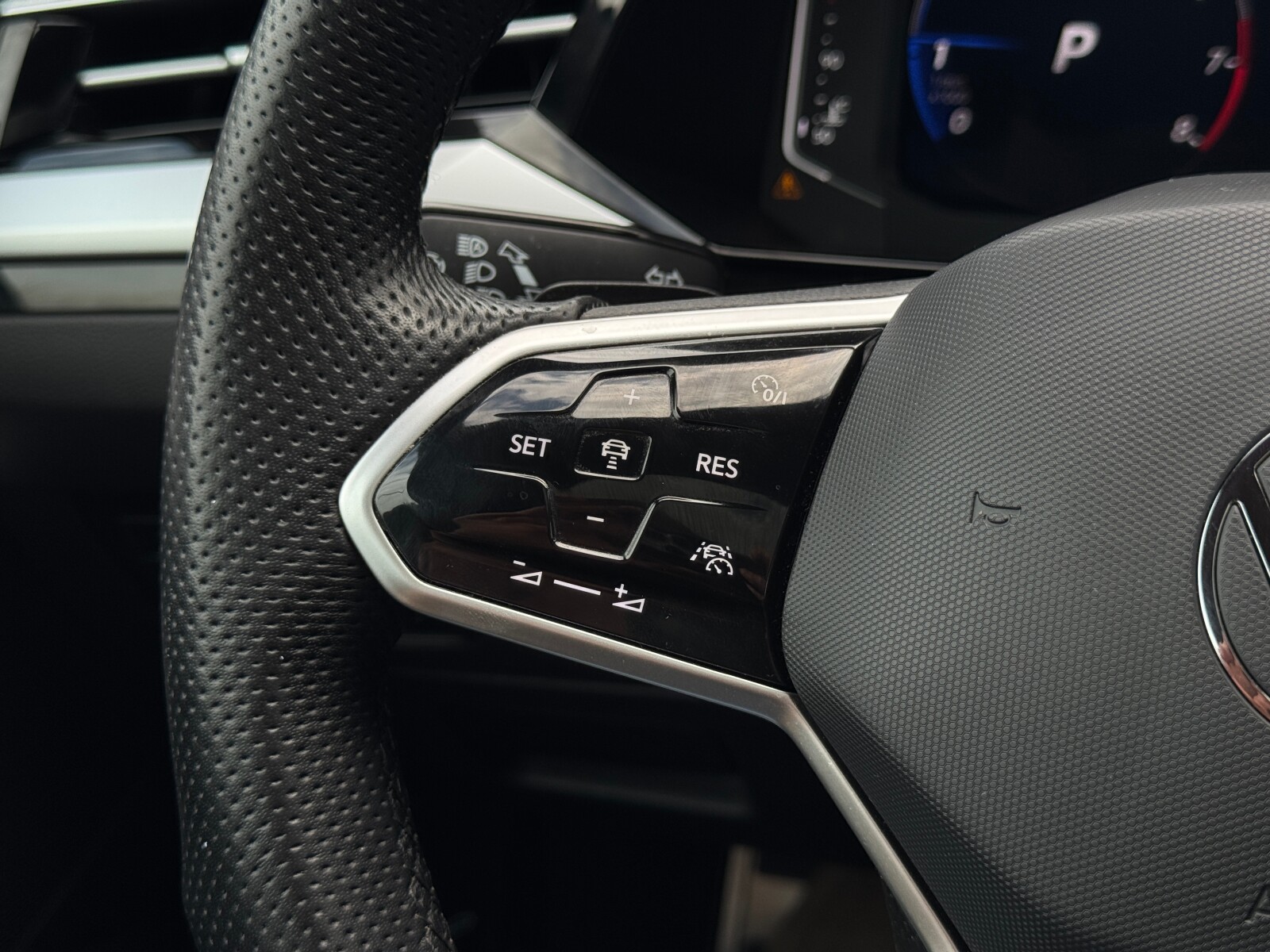 Volkswagen Arteon - zdjęcie 25