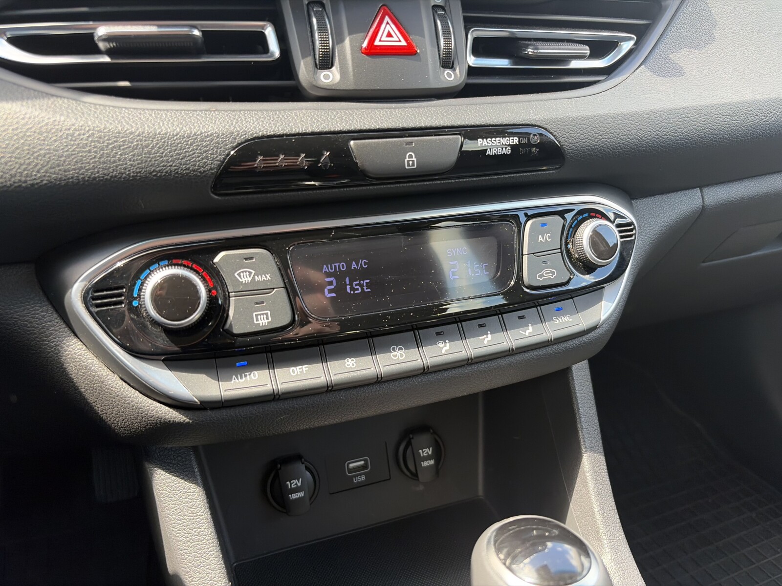 Hyundai i30 - zdjęcie 23