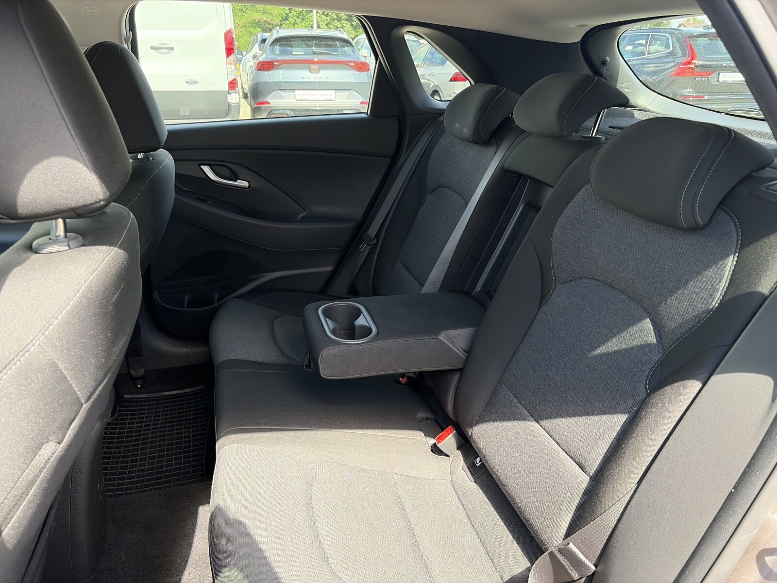 Hyundai i30 - zdjęcie 20