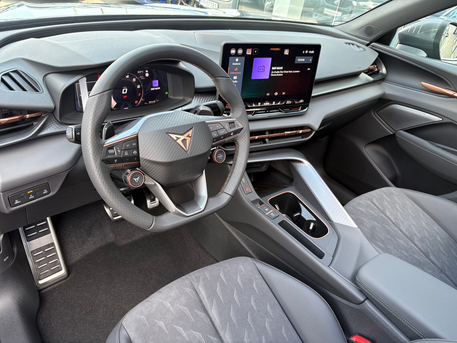 Cupra Terramar - zdjęcie 10