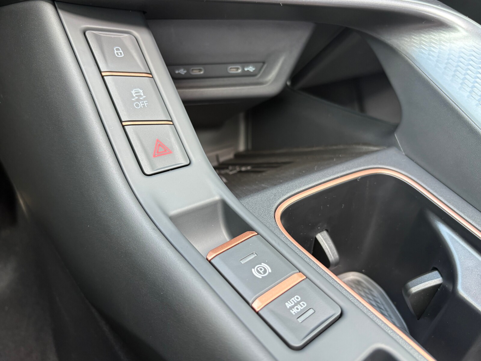 Cupra Terramar - zdjęcie 28