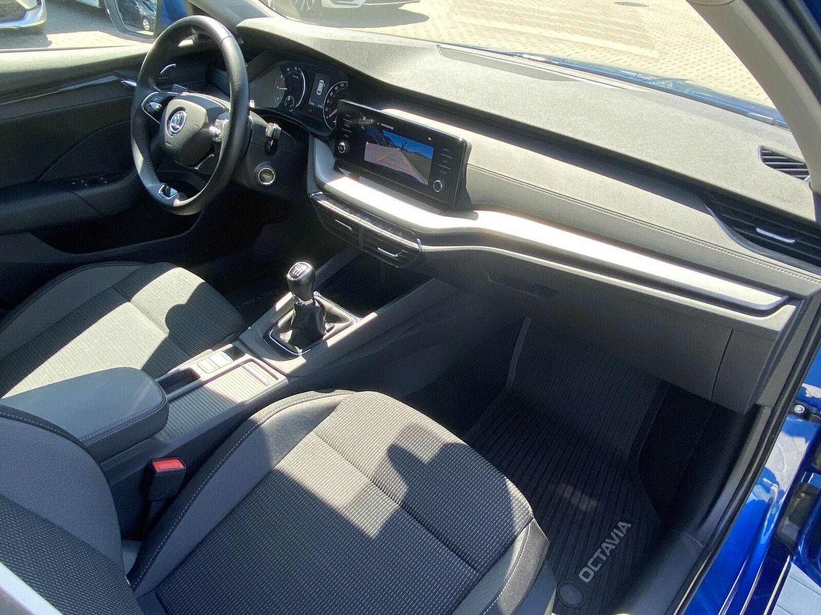 Škoda Octavia Combi - zdjęcie 16