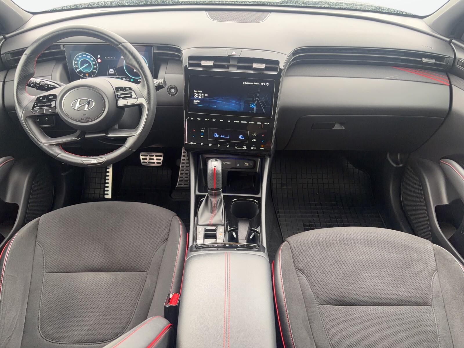 Hyundai Tucson - zdjęcie 10