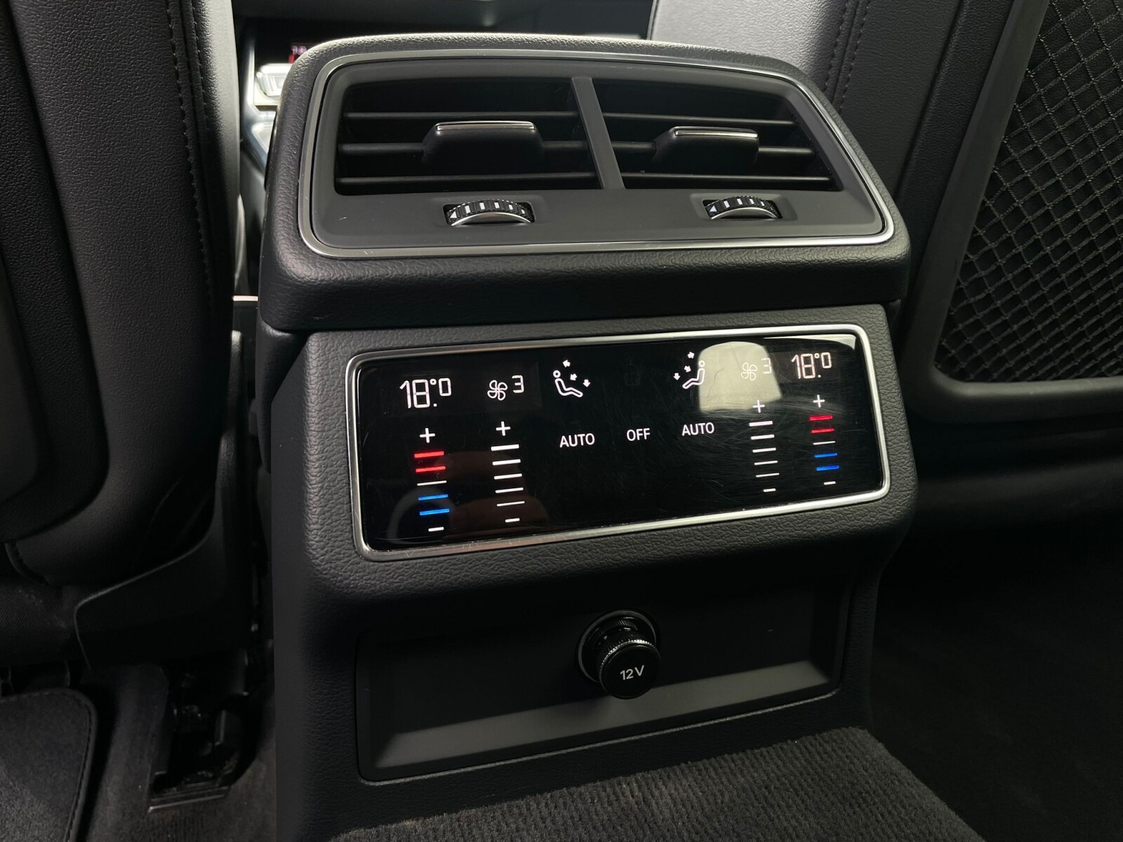 Audi A6 Avant - zdjęcie 13