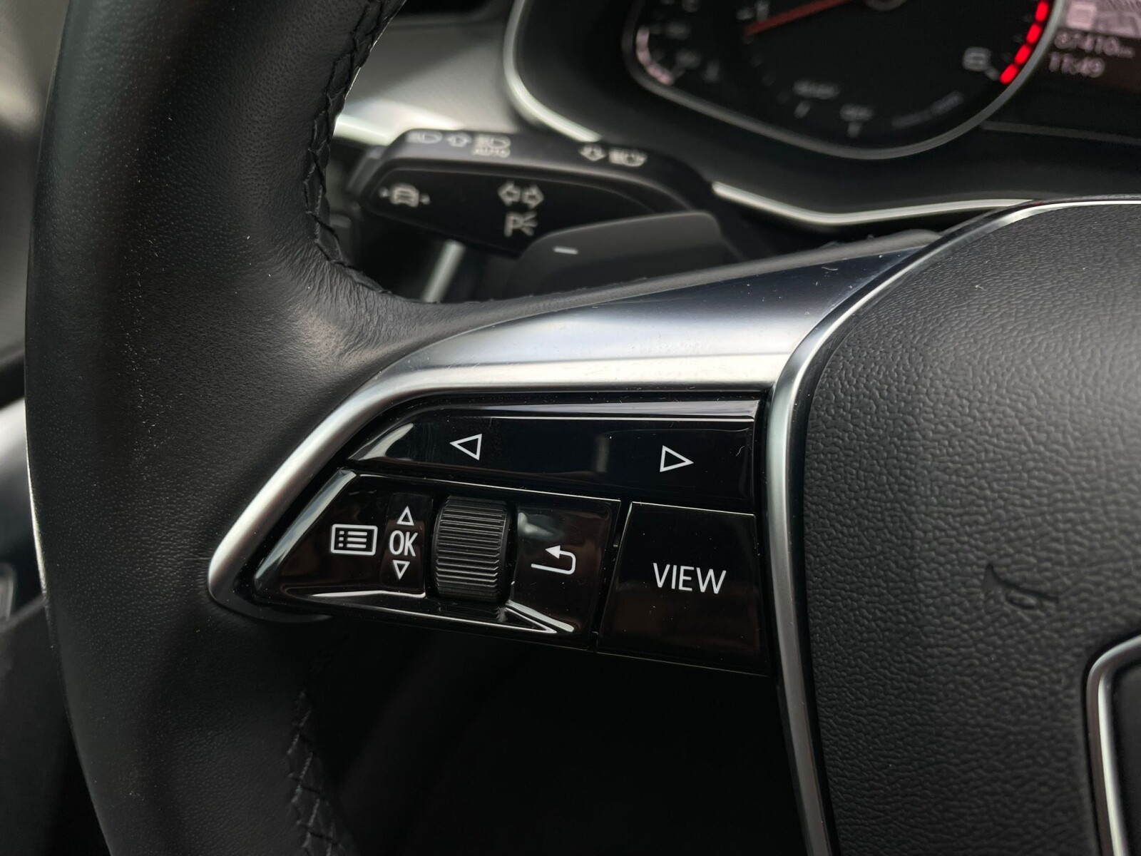 Audi A6 Avant - zdjęcie 23
