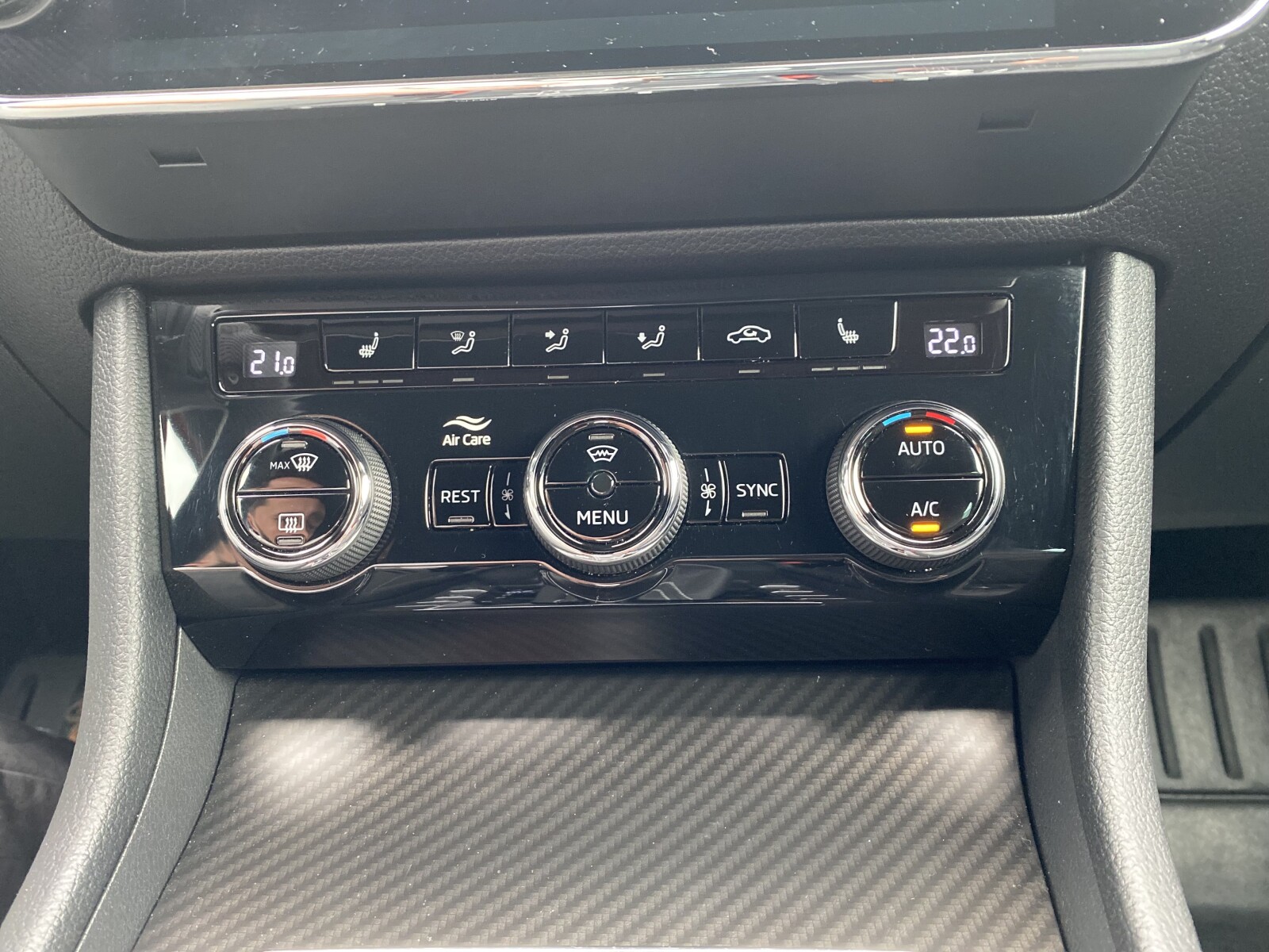 Škoda Superb - zdjęcie 15
