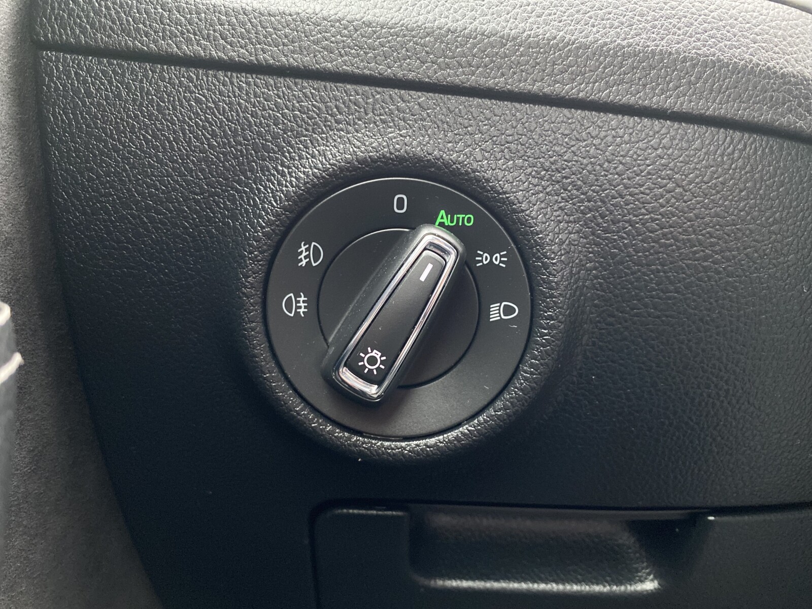 Škoda Superb - zdjęcie 30