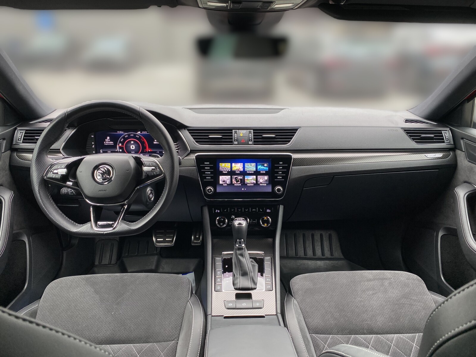 Škoda Superb - zdjęcie 9
